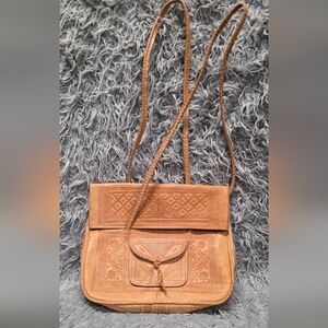 Elegant Tan Leather Handbag